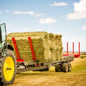 Тележка для перевозки тюков самозагрузочная 4480 XD FARM KING (ФАРМ КИНГ)